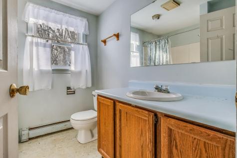 24 Chestnut Drive South Berwick ME 03908