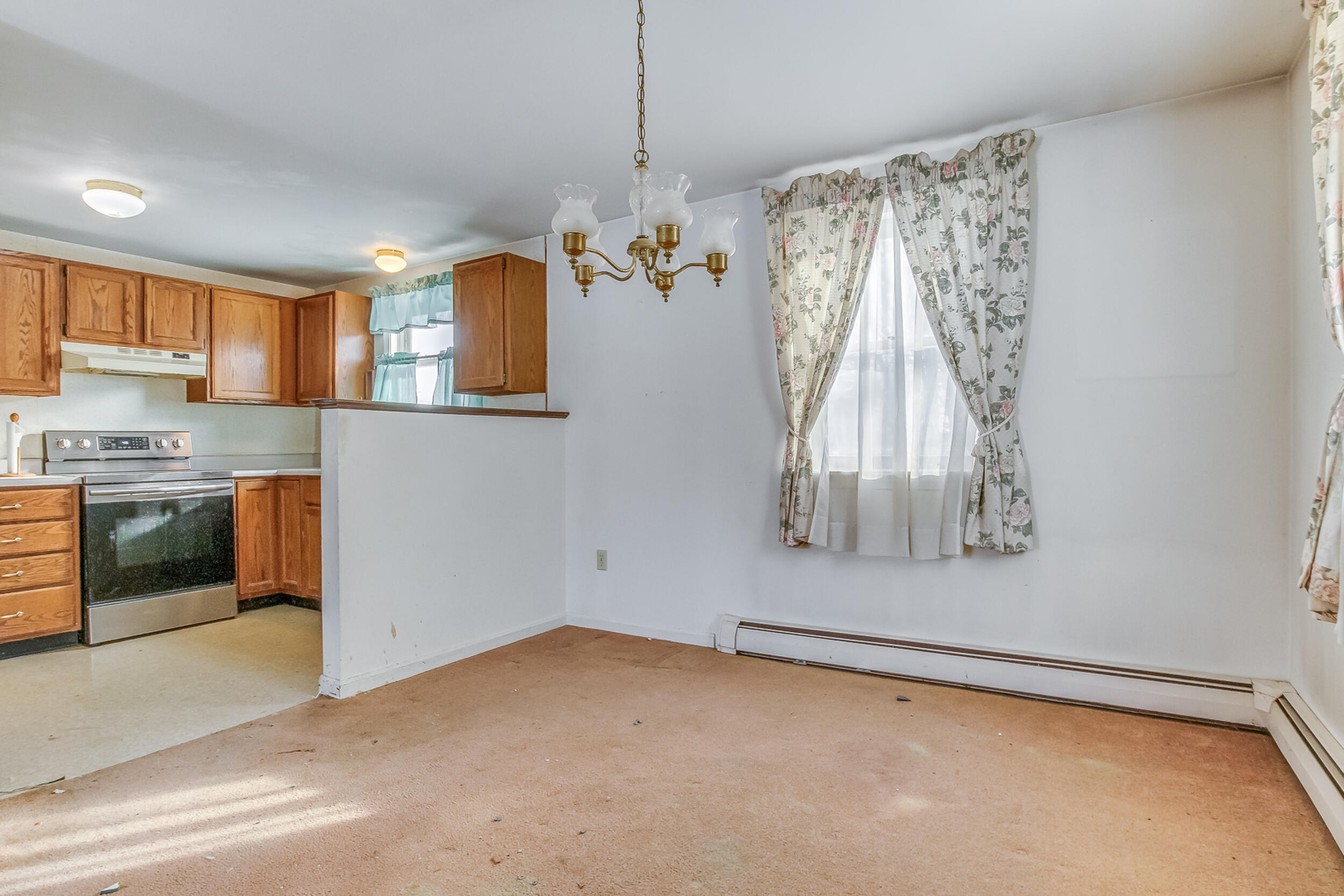 24 Chestnut Drive South Berwick ME 03908