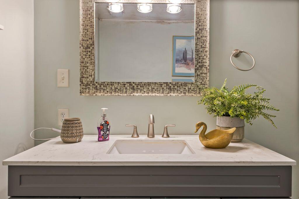 660 Hopper Road Acton ME 04001