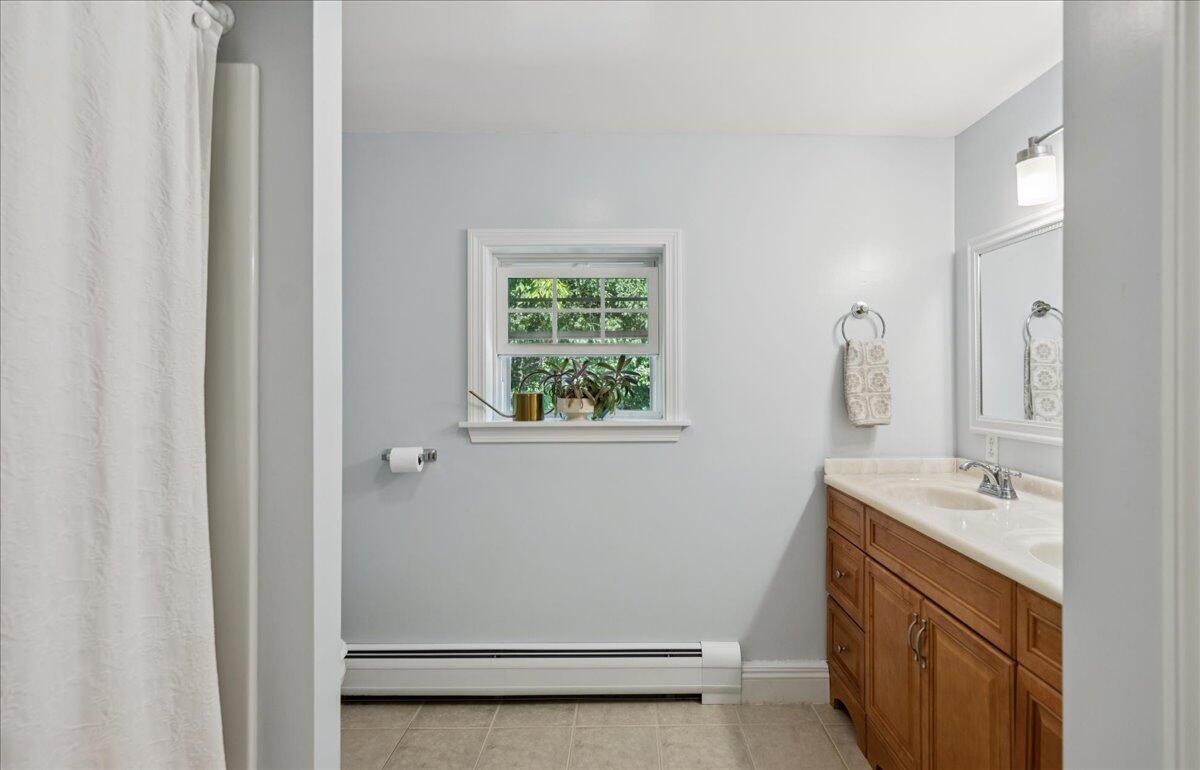 94 Southern Bay Road Penobscot ME 04476