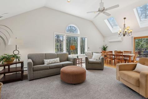 64 Ledgewood Drive Falmouth ME 04105