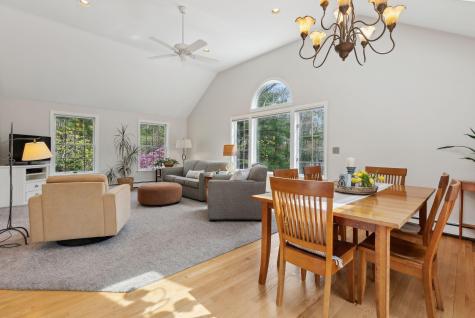 64 Ledgewood Drive Falmouth ME 04105