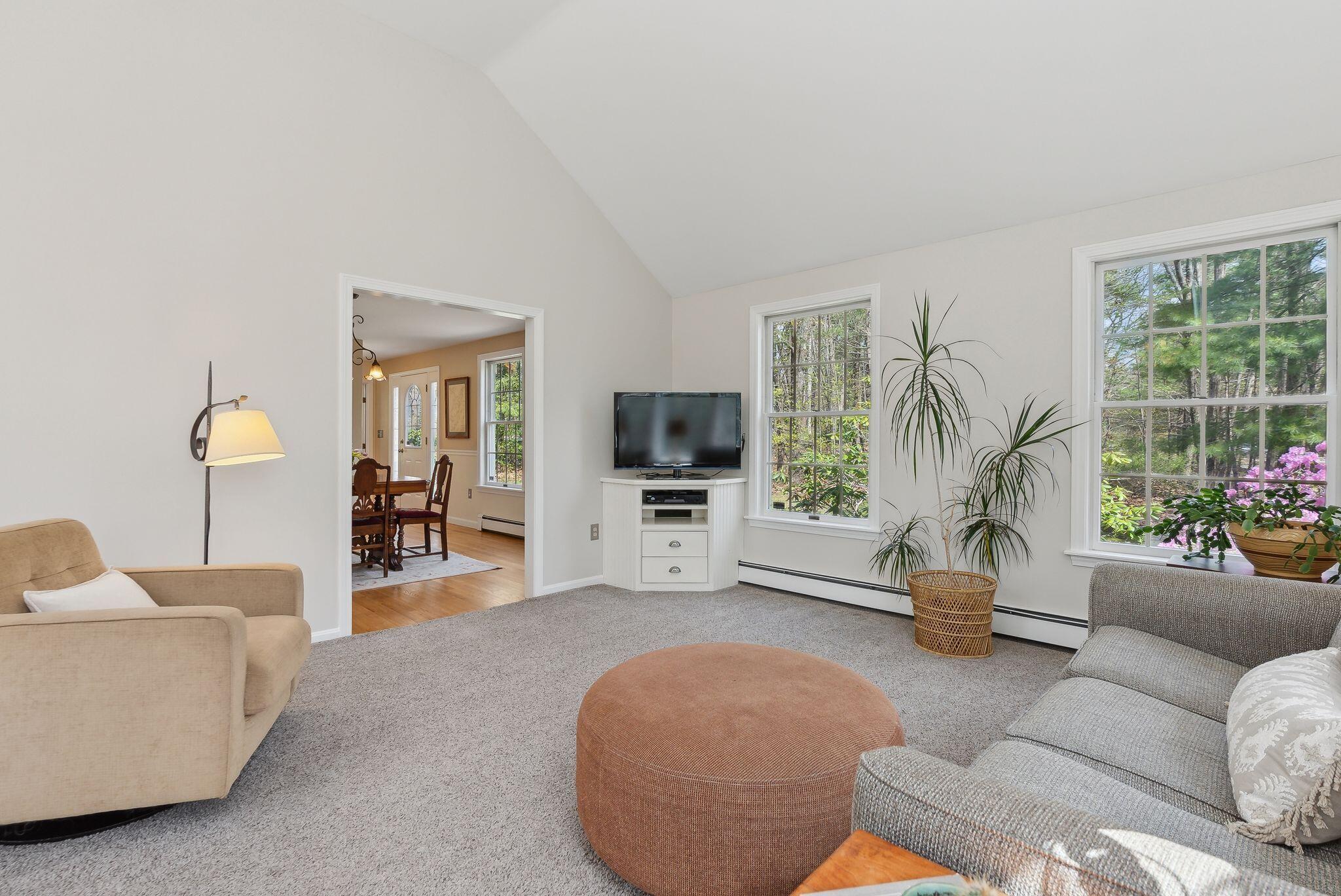 64 Ledgewood Drive Falmouth ME 04105