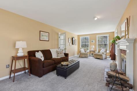 64 Ledgewood Drive Falmouth ME 04105