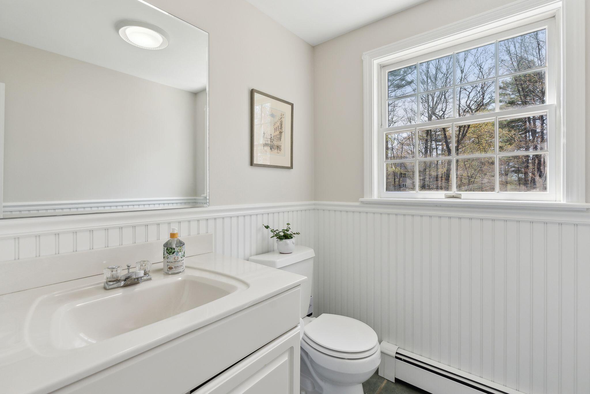 64 Ledgewood Drive Falmouth ME 04105