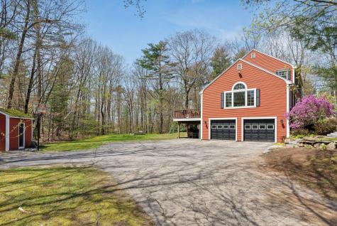 64 Ledgewood Drive Falmouth ME 04105