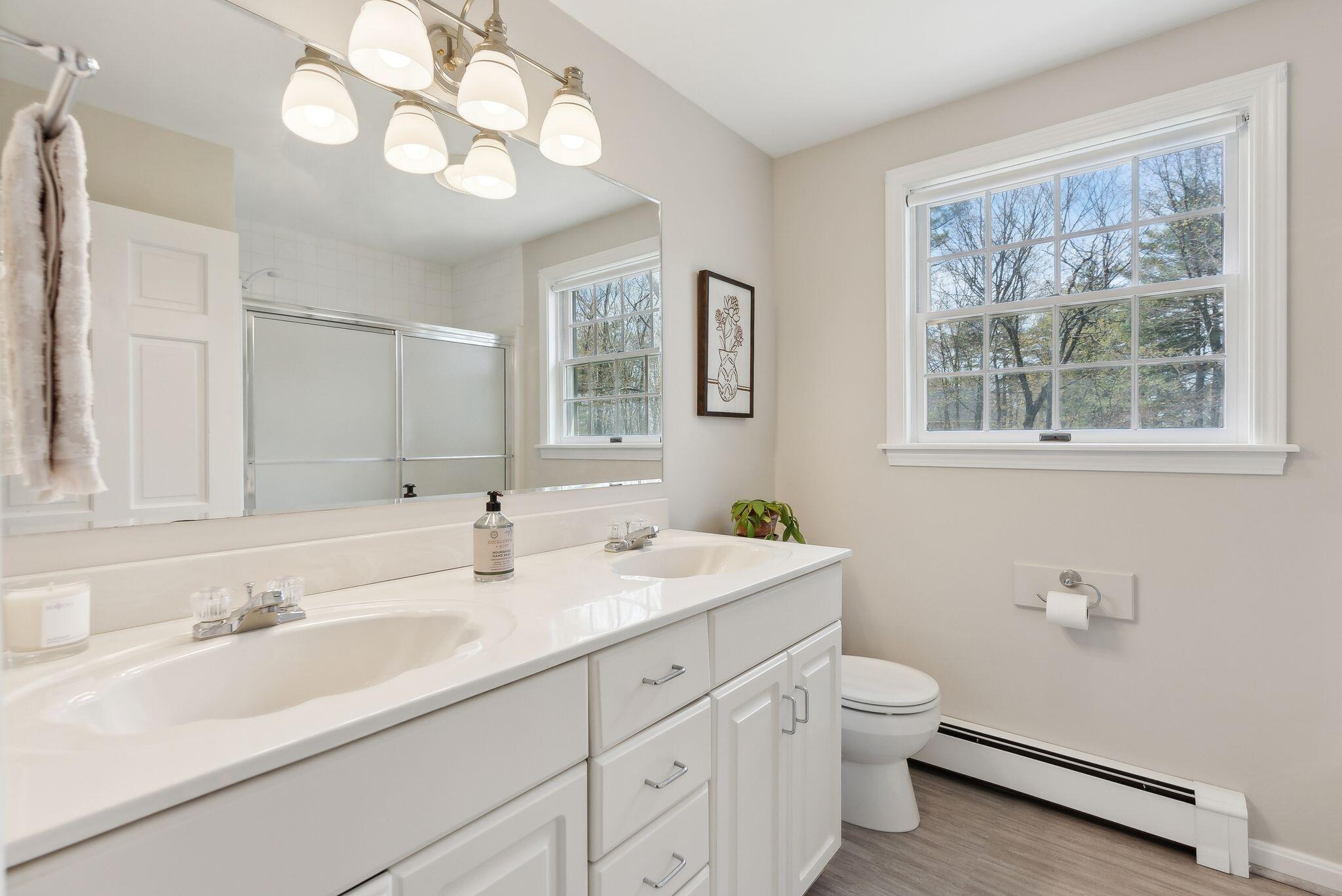 64 Ledgewood Drive Falmouth ME 04105