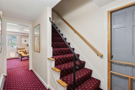 64 Ledgewood Drive Falmouth ME 04105