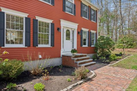 64 Ledgewood Drive Falmouth ME 04105