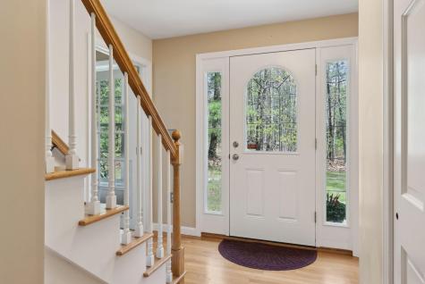 64 Ledgewood Drive Falmouth ME 04105