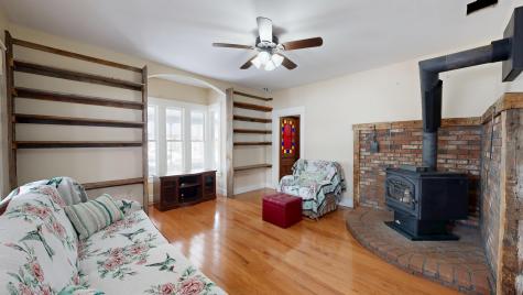 1696 Federal Road Livermore ME 04253