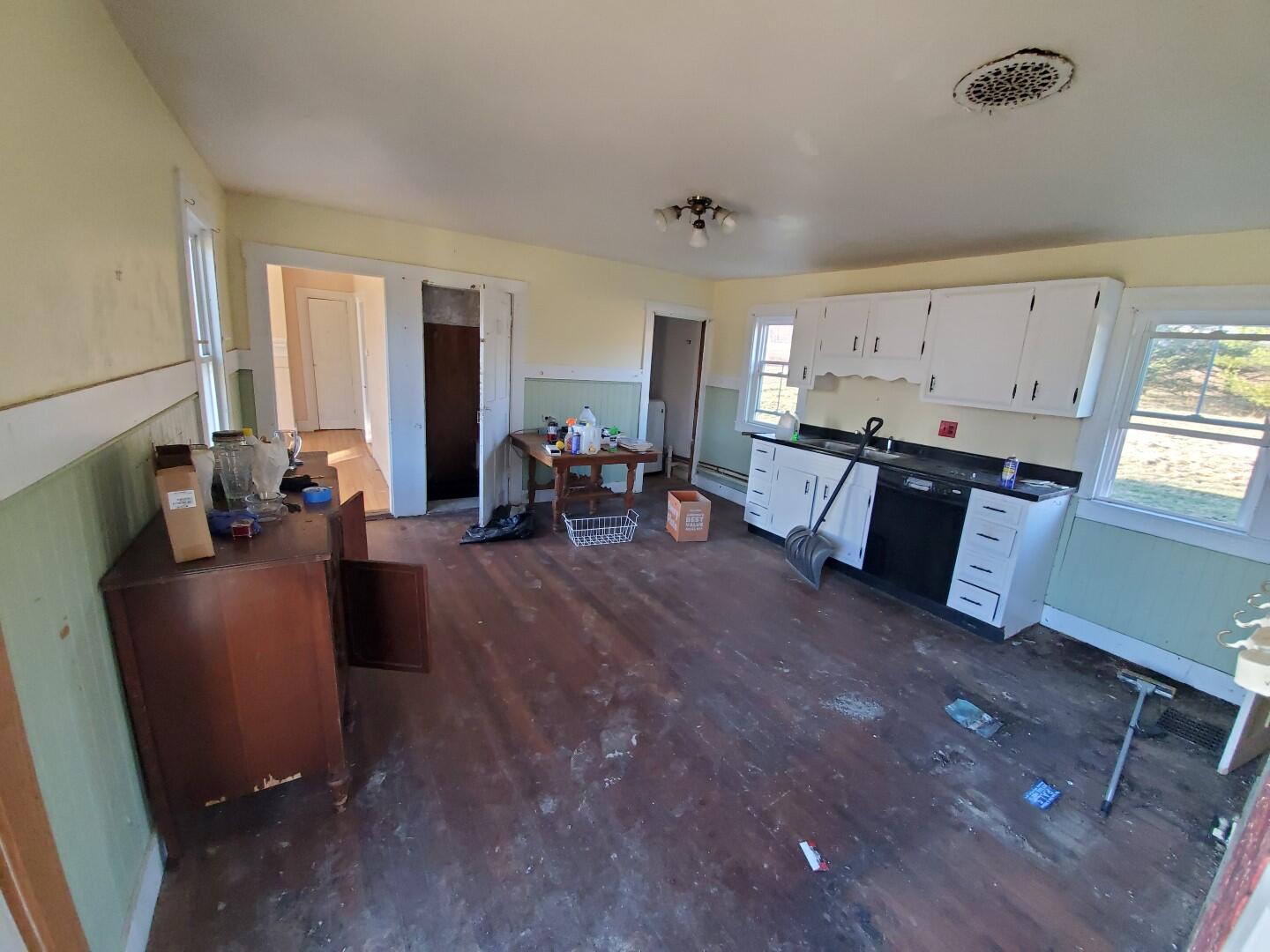 343 W Main Street Searsport ME 04974