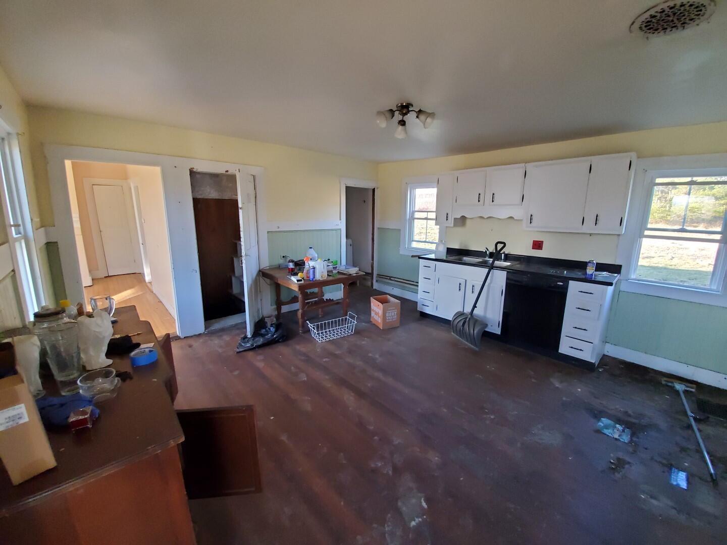 343 W Main Street Searsport ME 04974