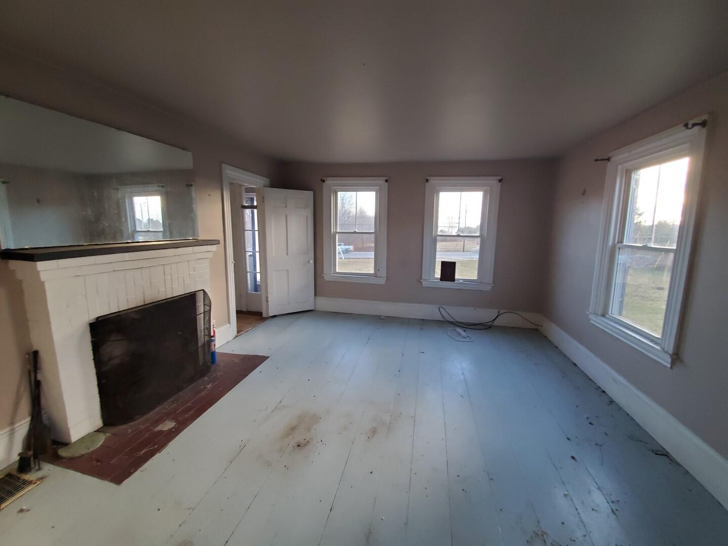 343 W Main Street Searsport ME 04974