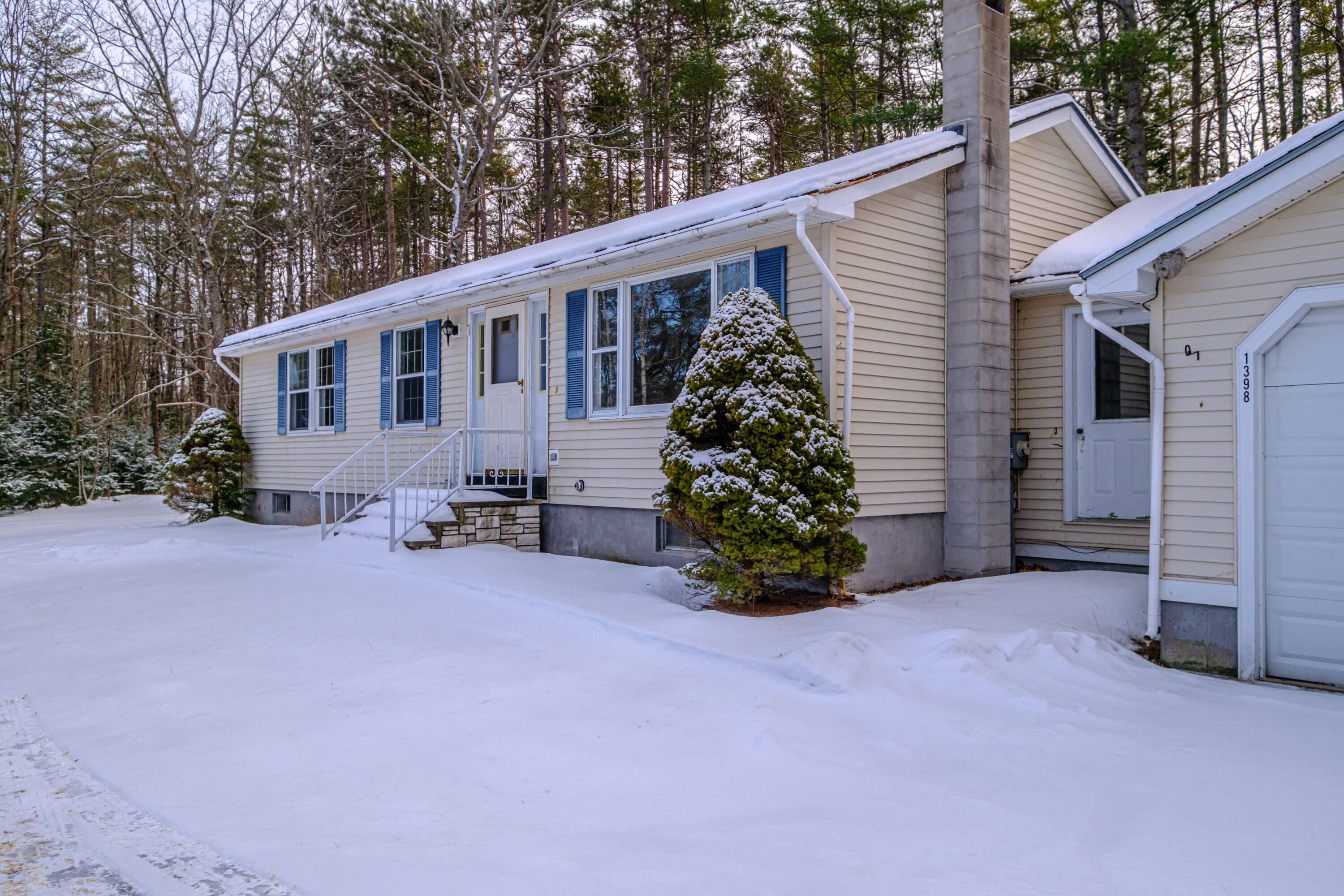 1398 North Road Gilead ME 04217