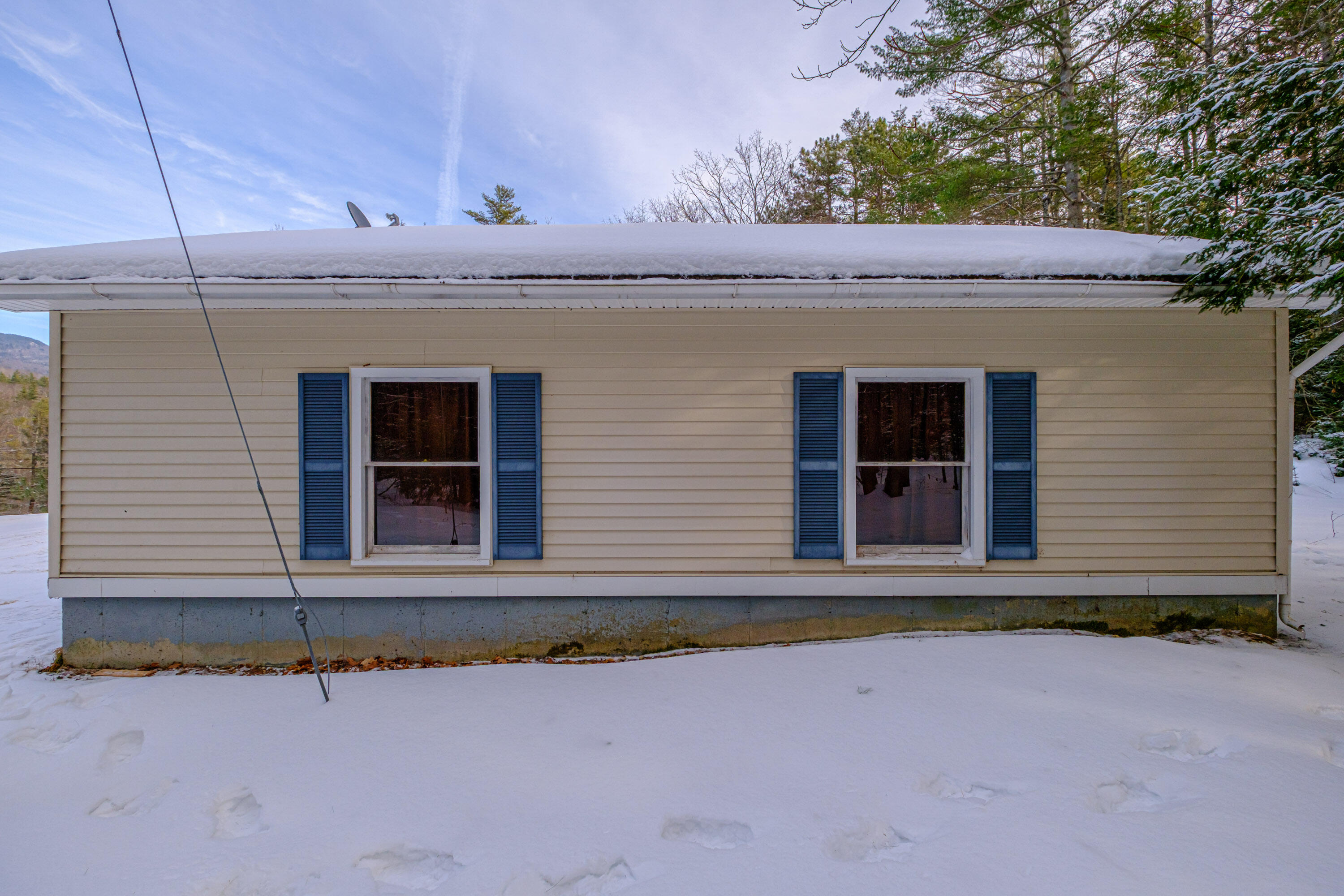 1398 North Road Gilead ME 04217