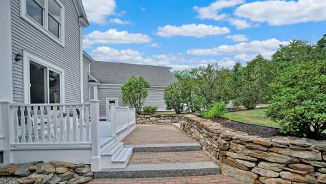 11 Granite Drive Falmouth ME 04105