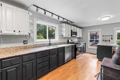 23 Cottage Drive Friendship ME 04547