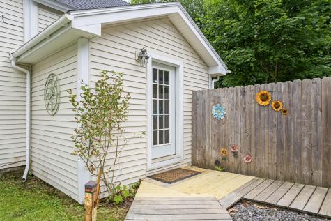 23 Cottage Drive Friendship ME 04547