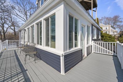 30 Bridge Street Kittery ME 03904