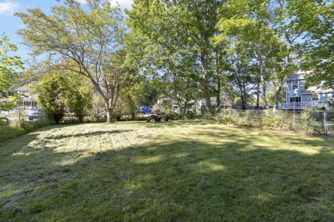 15 Cumberland Road South Portland ME 04106
