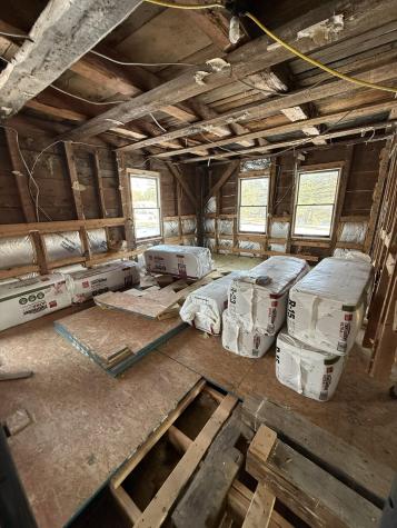 17 Walker Road Mechanic Falls ME 04256