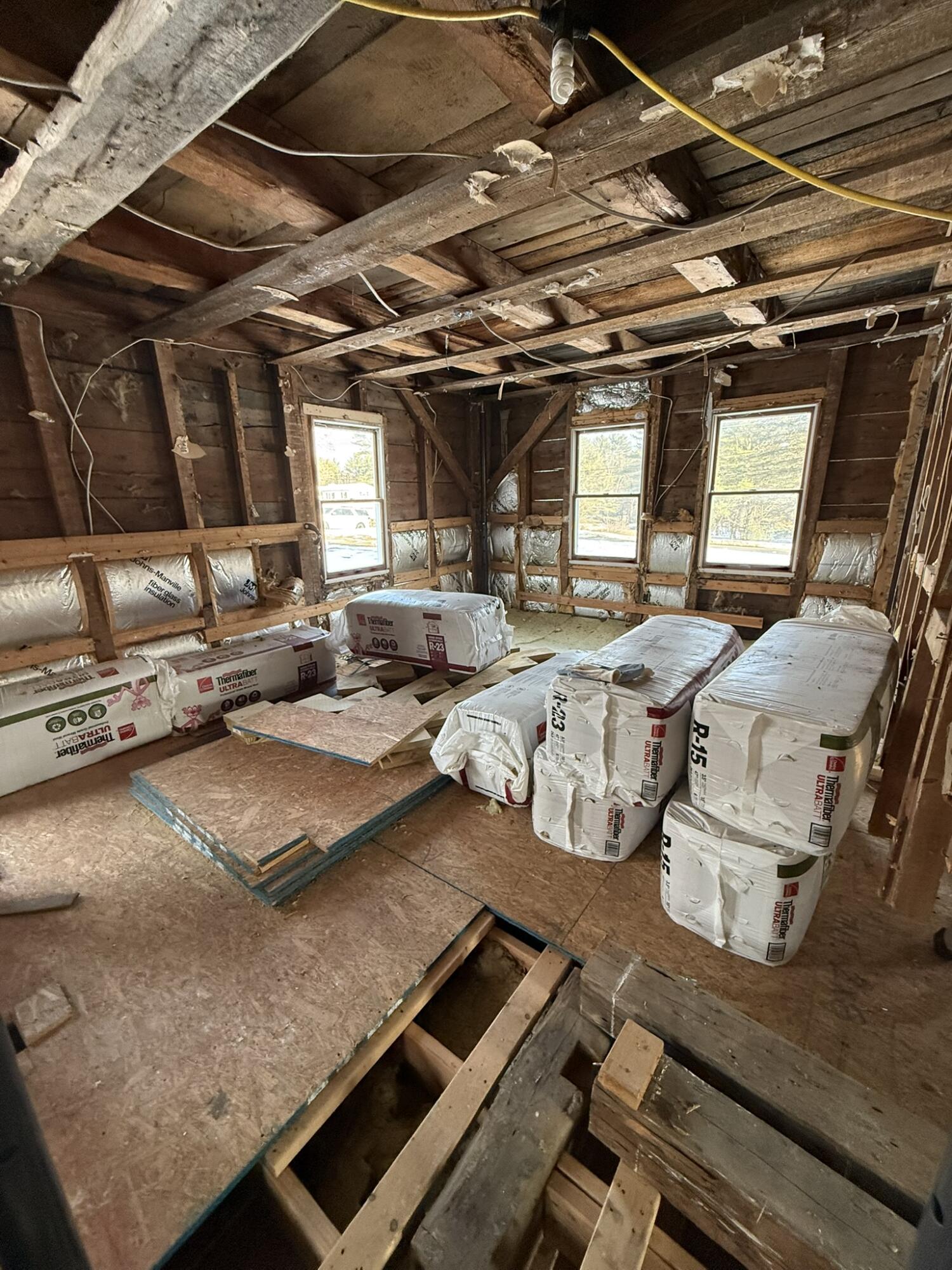 17 Walker Road Mechanic Falls ME 04256