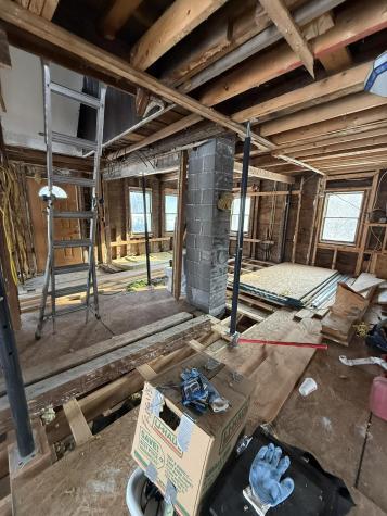 17 Walker Road Mechanic Falls ME 04256