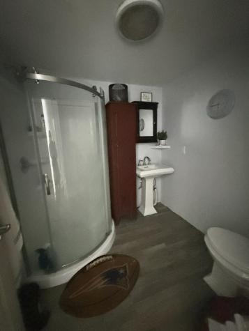 17 Walker Road Mechanic Falls ME 04256