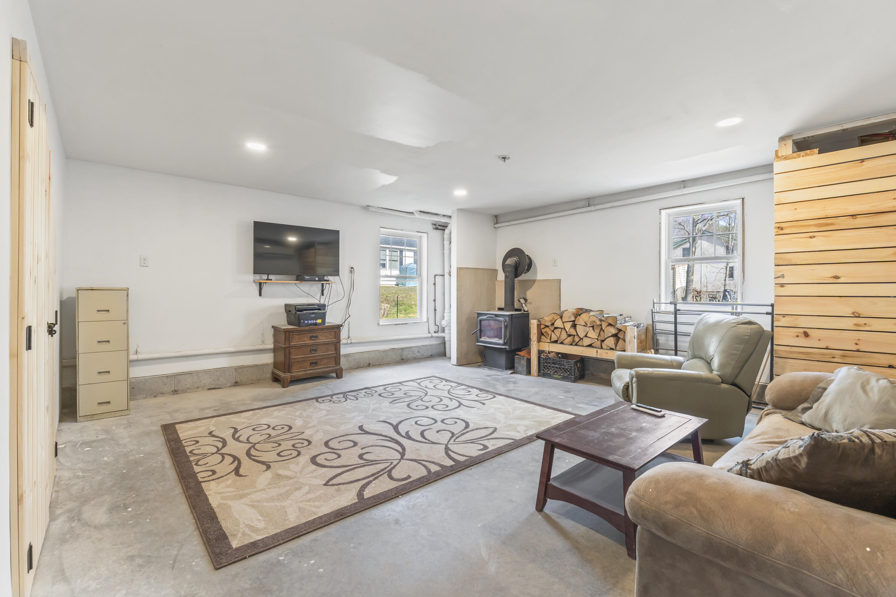 54 Lower Beach Road Windham ME 04062
