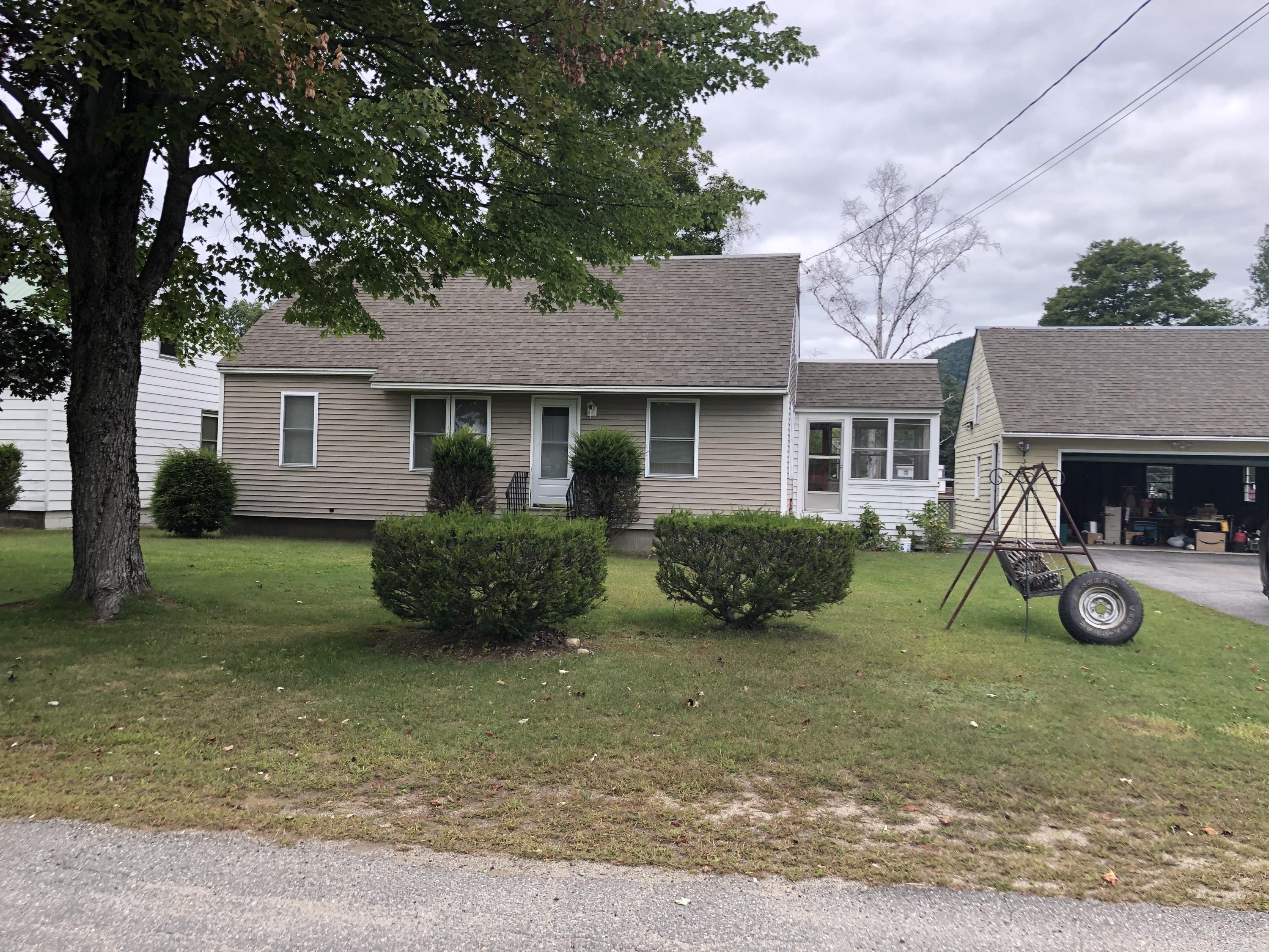22 Park Avenue Dixfield ME 04224
