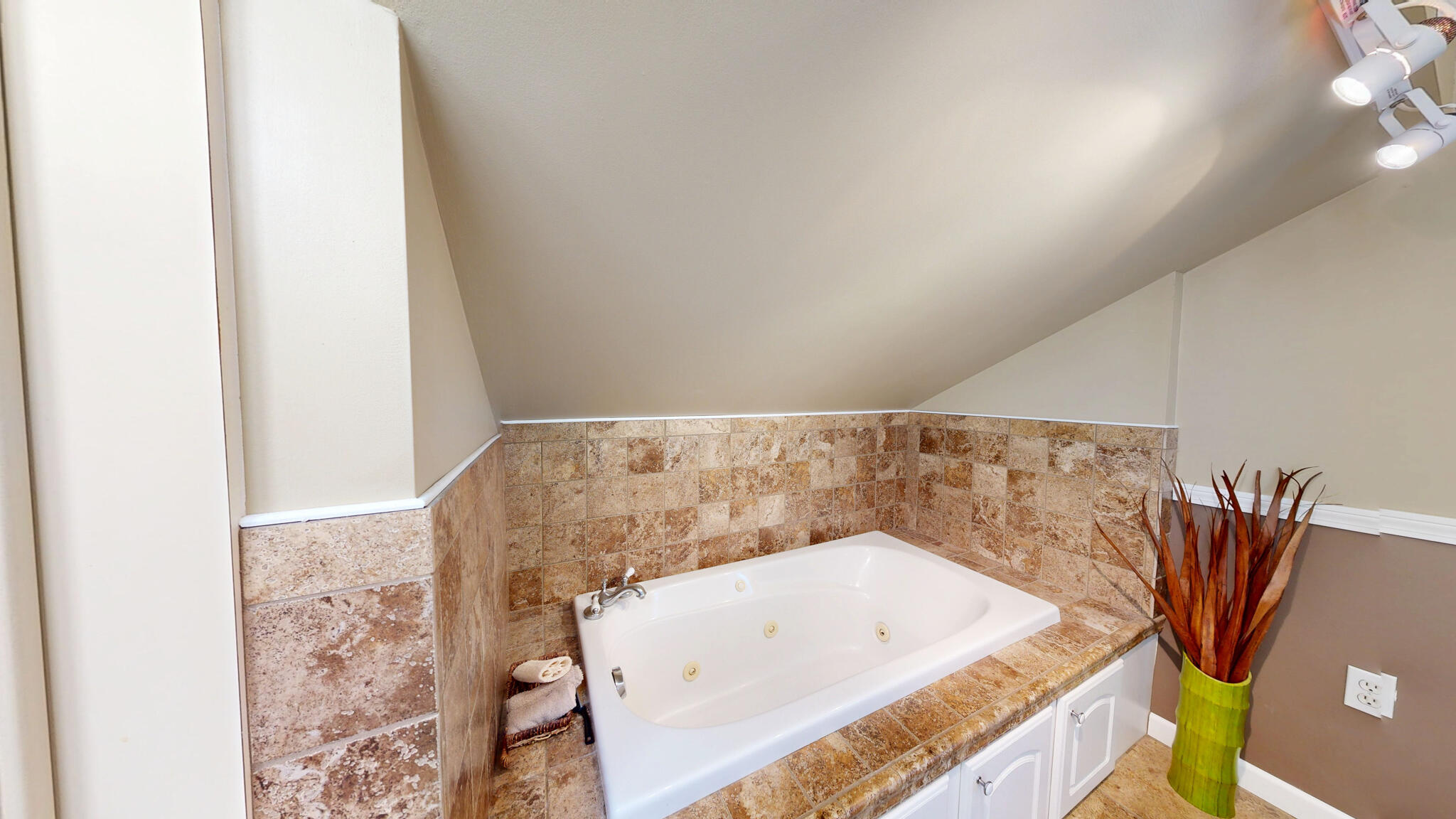 255 Talbot Avenue Rockland ME 04841