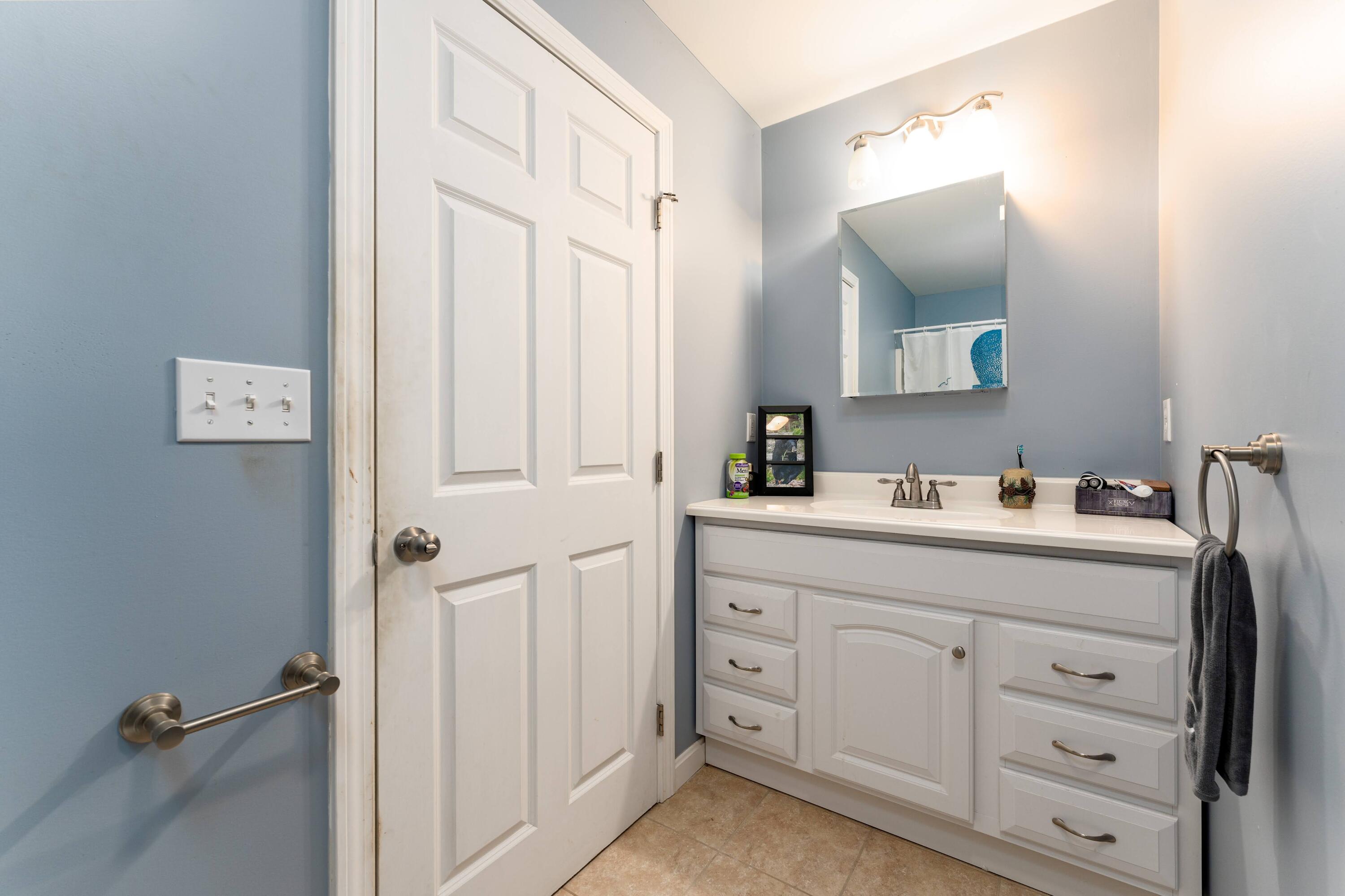 153 Barton Road Windsor ME 04363