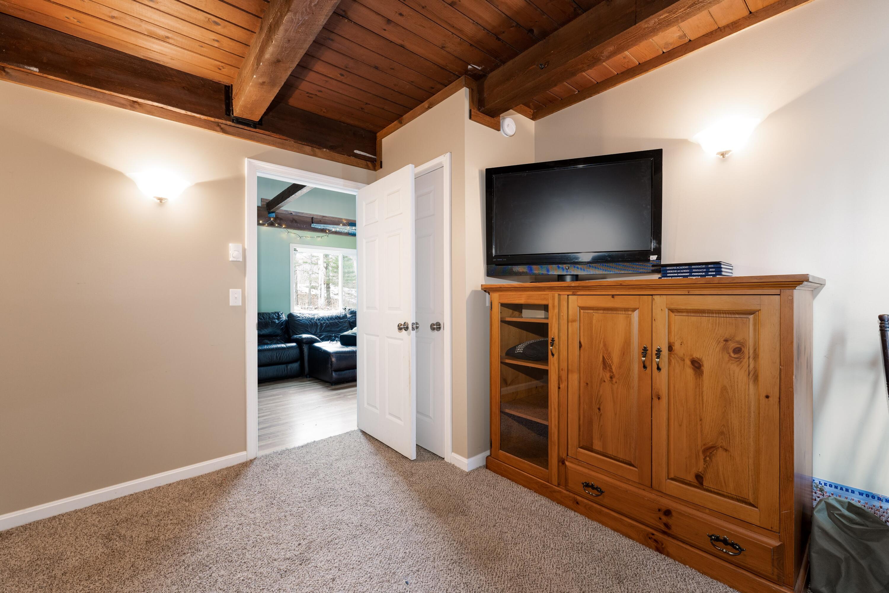 153 Barton Road Windsor ME 04363