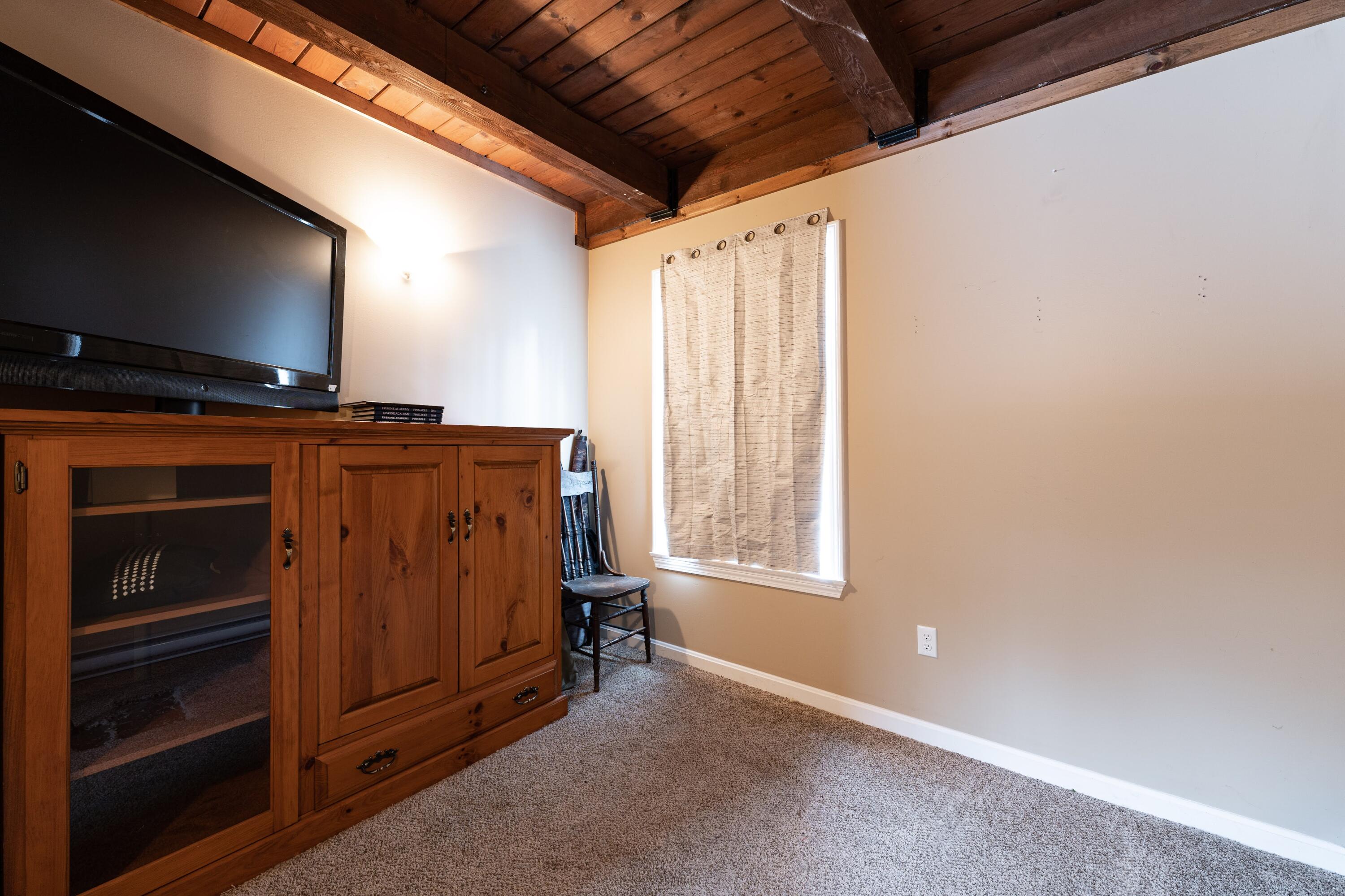 153 Barton Road Windsor ME 04363