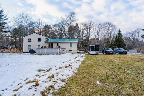 153 Barton Road Windsor ME 04363