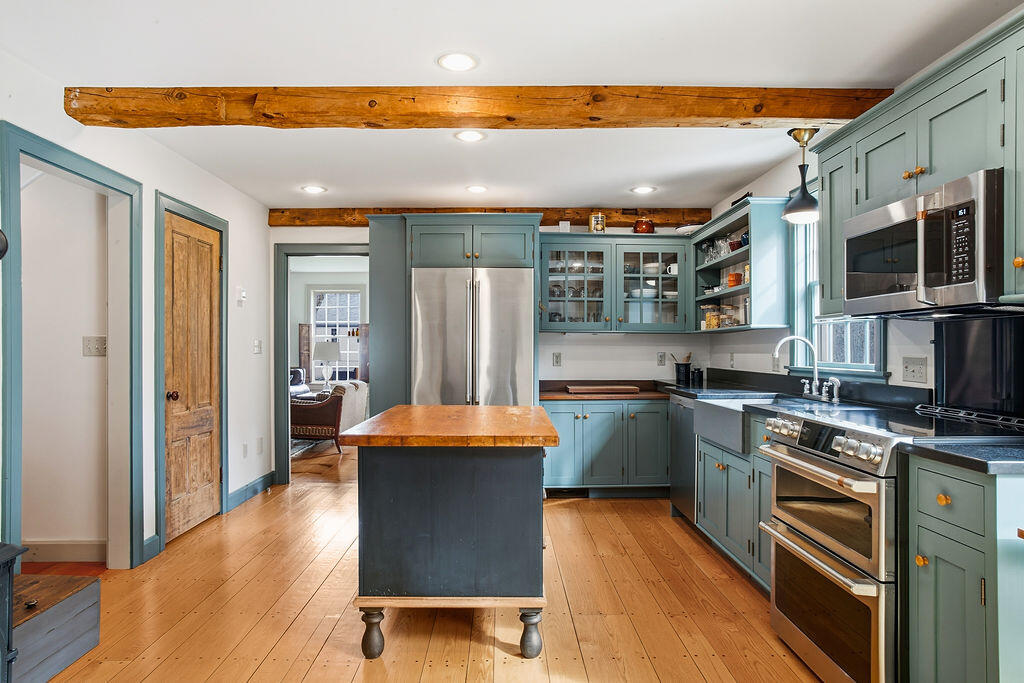 7 Gardners Way Kennebunk ME 04043