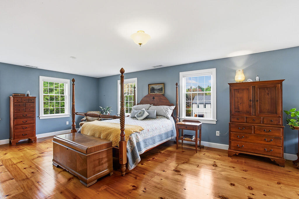 7 Gardners Way Kennebunk ME 04043
