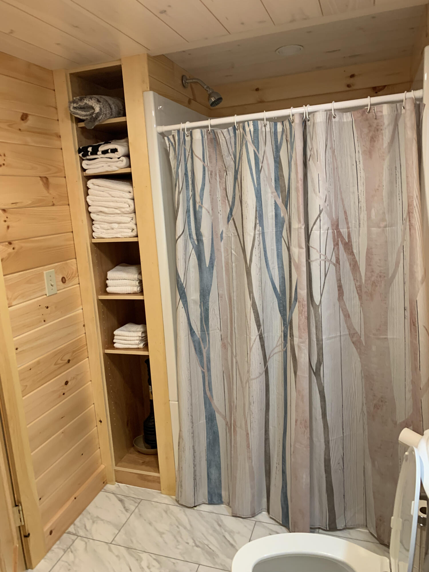 13 S Lucy Way Greenville ME 04441