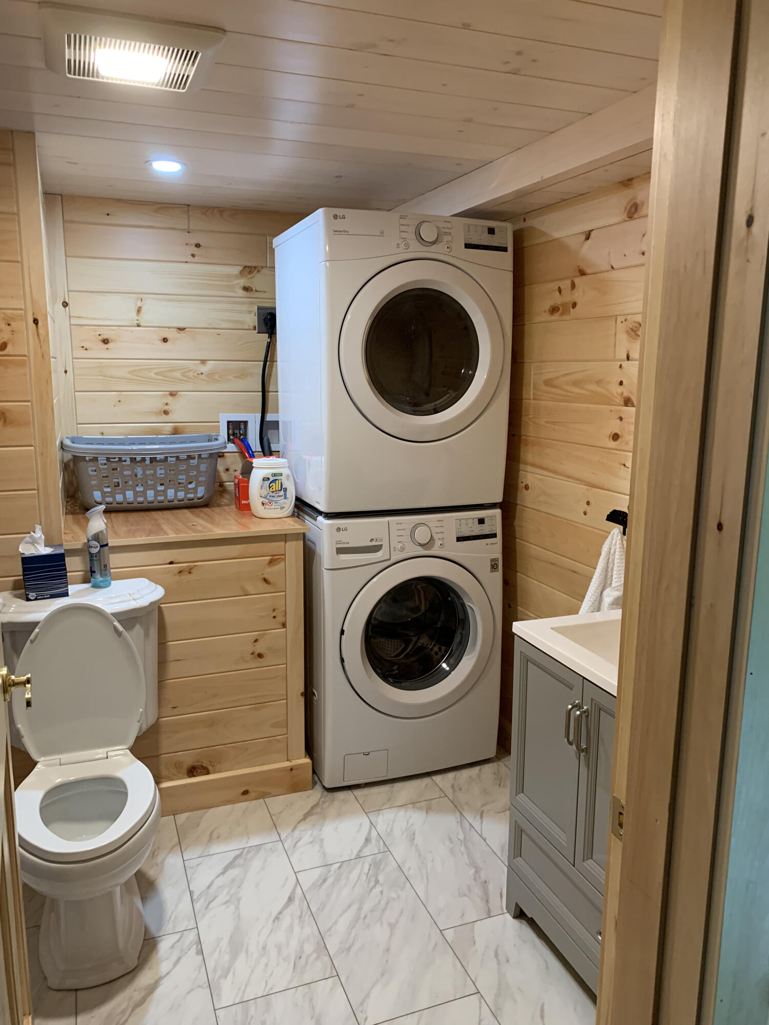 13 S Lucy Way Greenville ME 04441