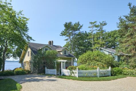 22 Porter Road Belfast ME 04915