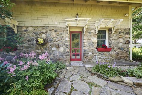 22 Porter Road Belfast ME 04915