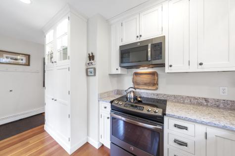 22 Porter Road Belfast ME 04915