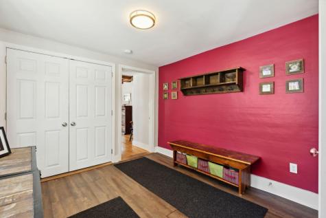 457 E Main Street Yarmouth ME 04096