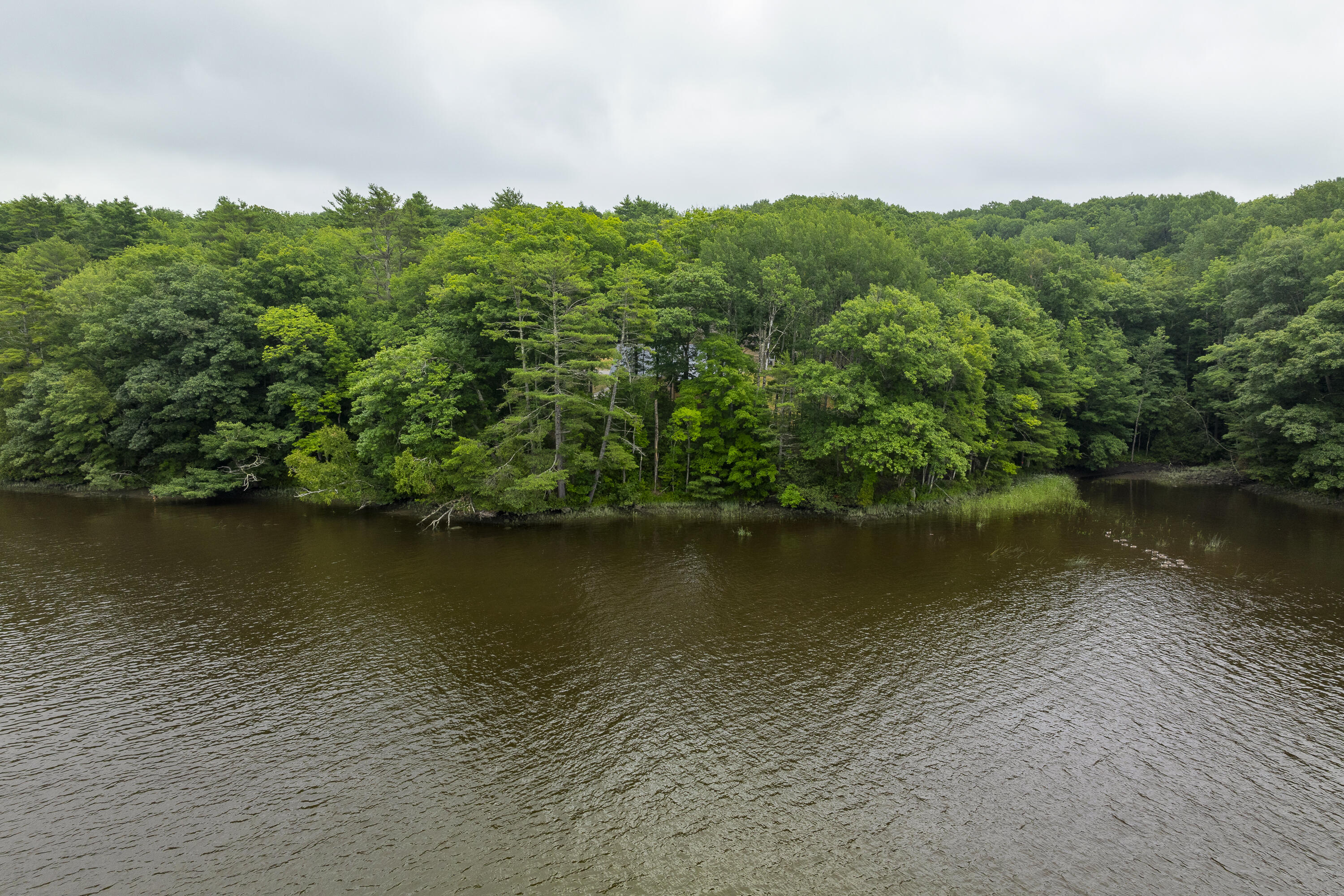 886 Middle Road Dresden ME 04342