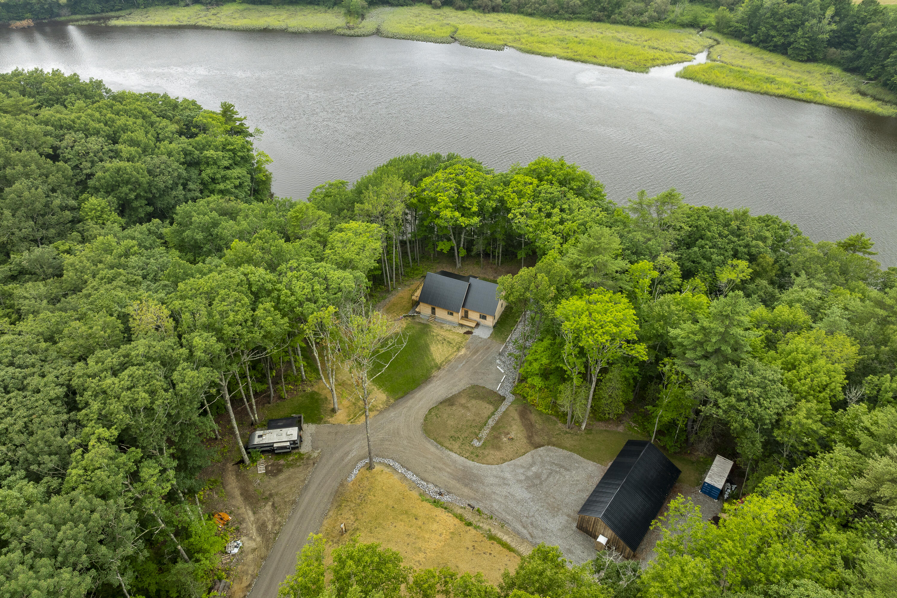 886 Middle Road Dresden ME 04342