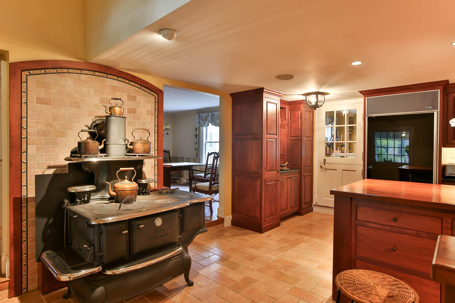 112 Shore Road York ME 03902