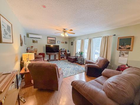 2094 Glenwood Avenue Hermon ME 04401