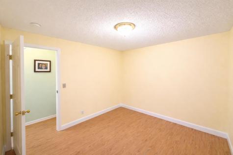 2094 Glenwood Avenue Hermon ME 04401