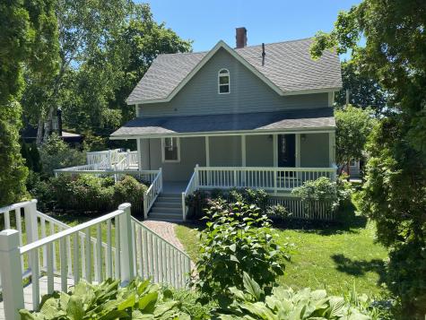 8 Ennis Street Falmouth ME 04105